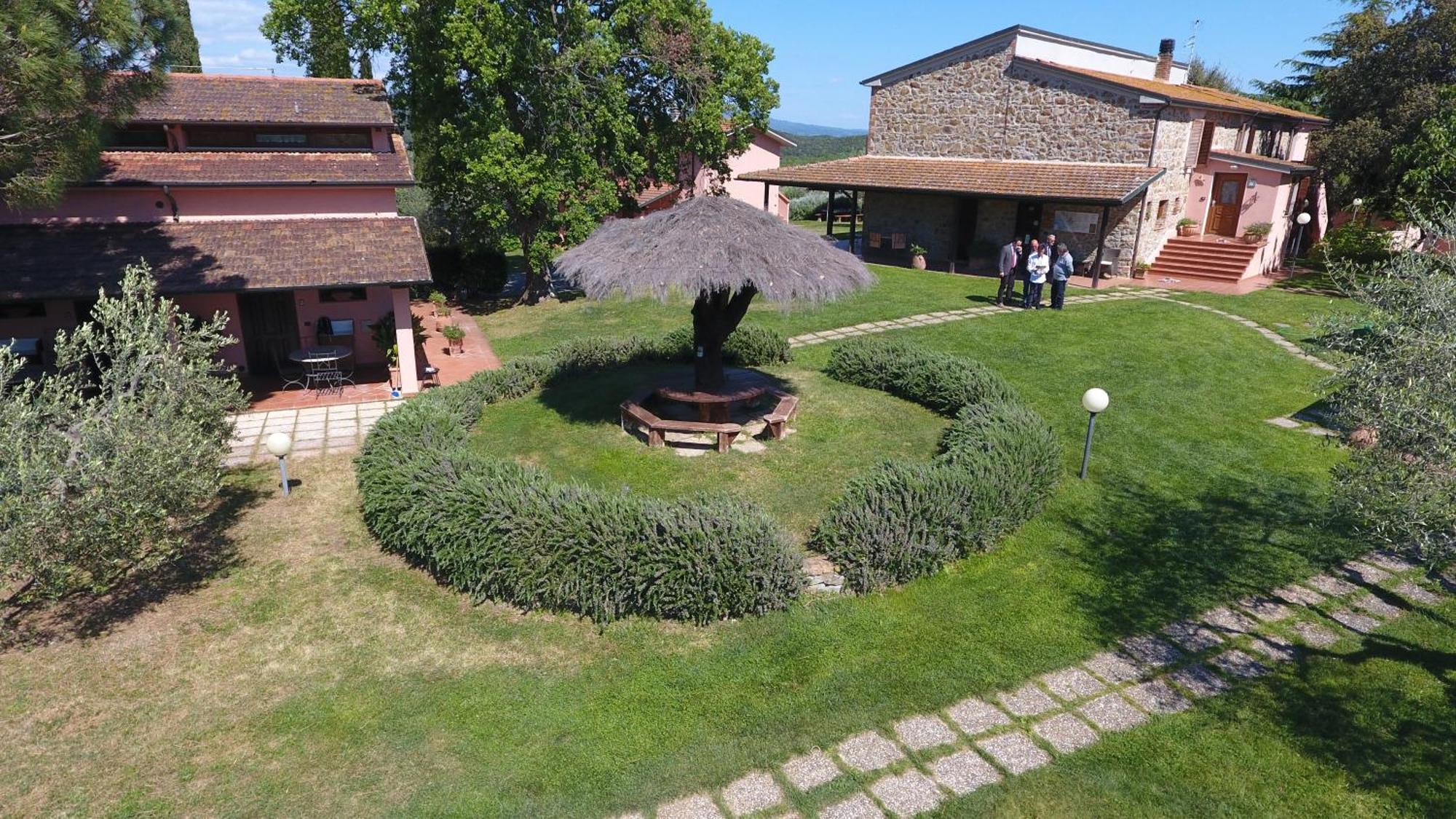 La Pesta Agriturismo Poggio Corbello מראה חיצוני תמונה