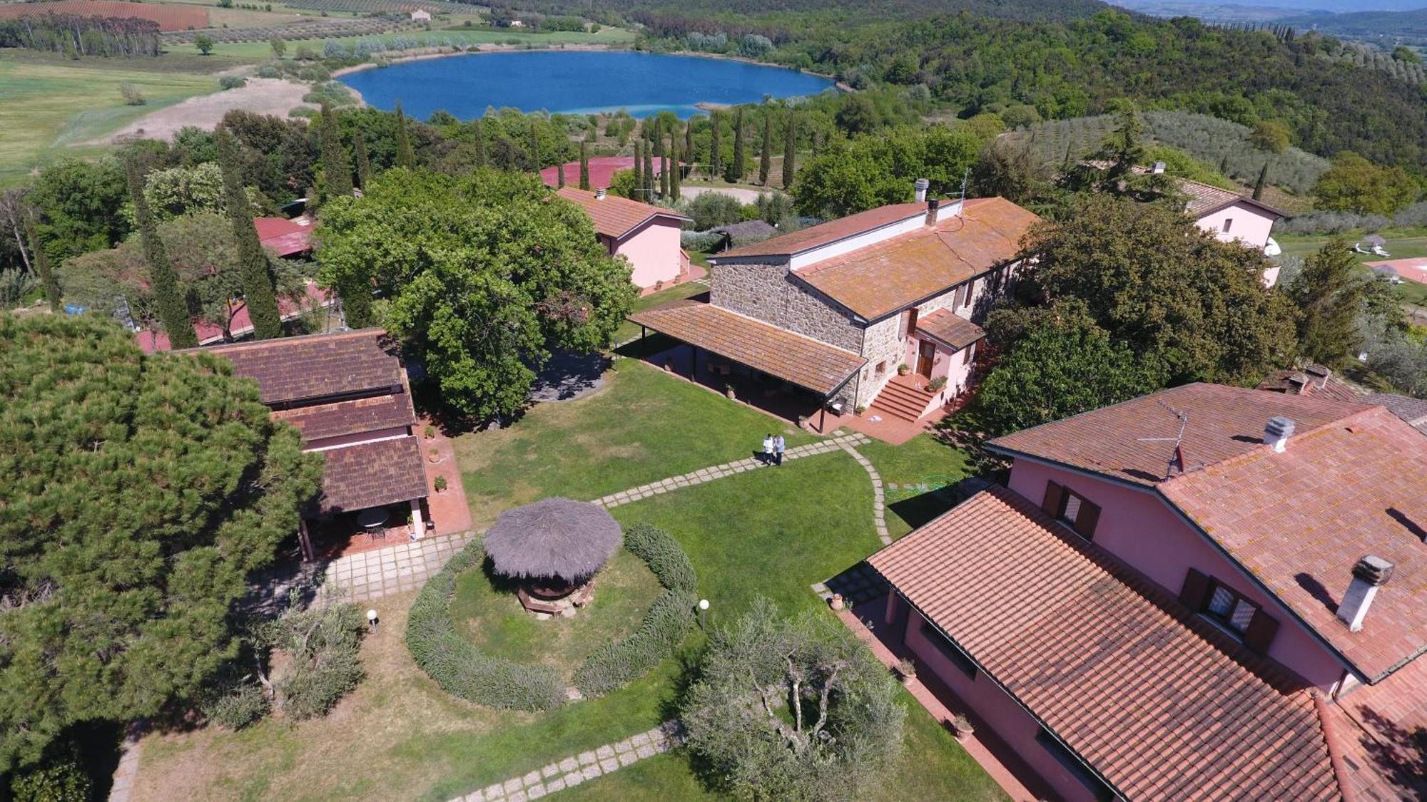 La Pesta Agriturismo Poggio Corbello מראה חיצוני תמונה